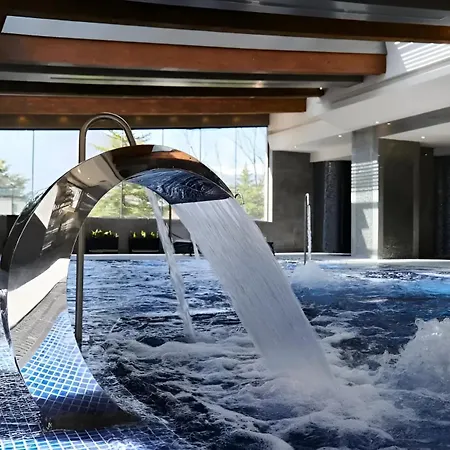 Appartamento Cozy In Luxury St Ivan Rilski -free Wellness & Parking-